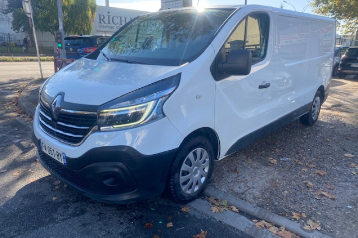 RENAULT TRAFIC FOURGON