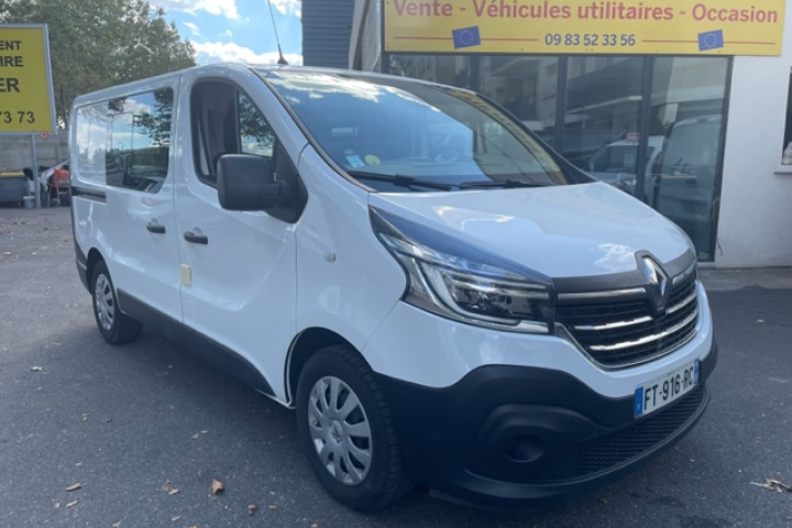 RENAULT TRAFIC FOURGON